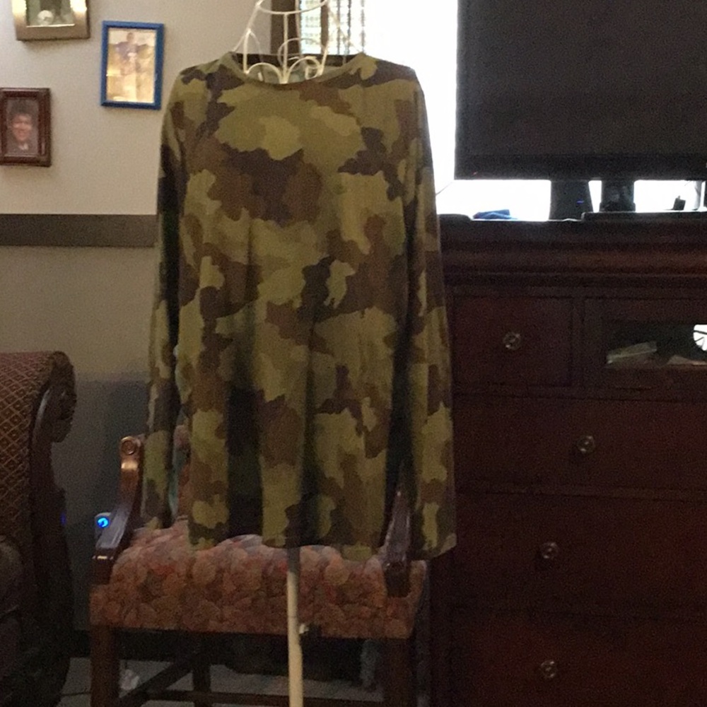 Lane Bryant Camouflage Long Sleeve Tee